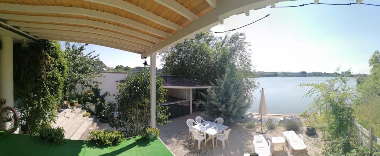 Vila Zuzette Hotel Constanta Ngoại thất bức ảnh