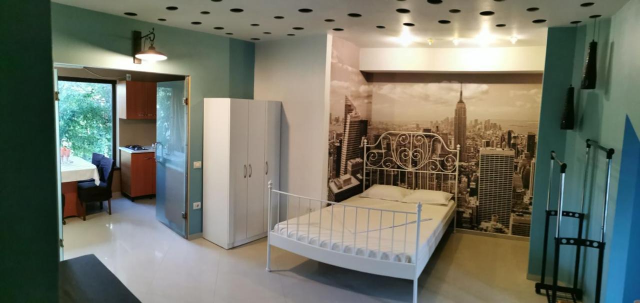 Vila Zuzette Hotel Constanta Ngoại thất bức ảnh